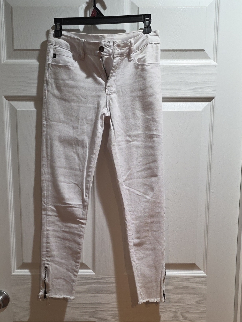 KANCAN WHITE SKINNY JEANS WITH FRAYED HEM
